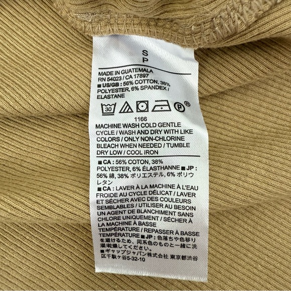 Women’s Banana Republic Ribbed Scoop Neck Tank Top Basic Base Layer Size Small - Picture 12 of 14